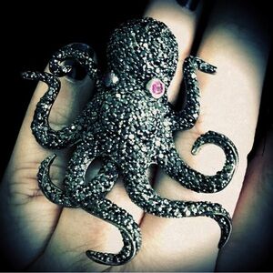 nOir Jewelry Octopus Pave Ring Statement Piece Extremely Rare! NWOT